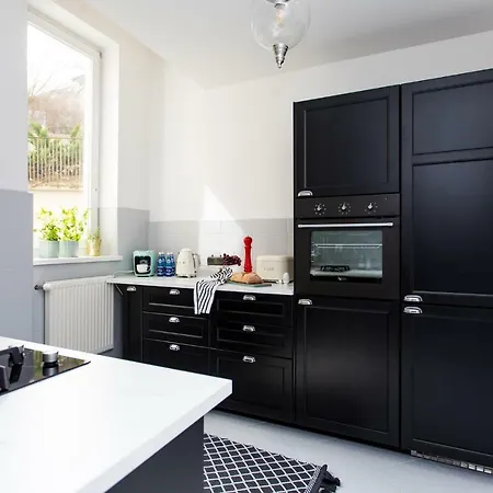 Apartment Wonderland - Hampton *
