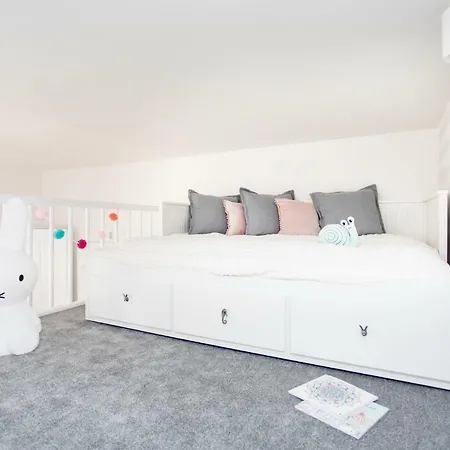 Apartment Wonderland - Hampton *