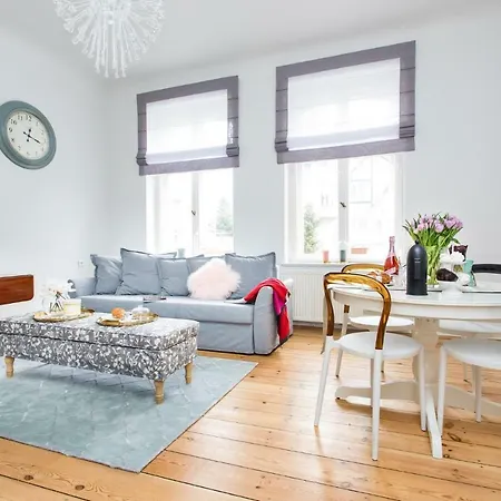 Wonderland - Hampton Apartment *